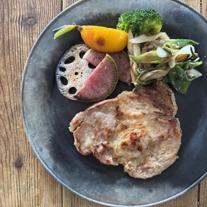 フードスタイリスト上樂由美子 のGallery － 『豚肉の西京漬けとグリル野菜色々』